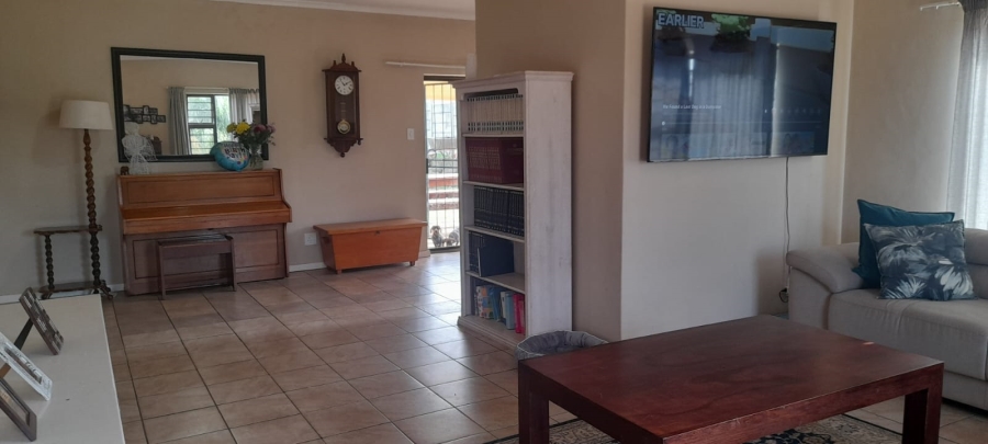 3 Bedroom Property for Sale in Moorreesburg Western Cape